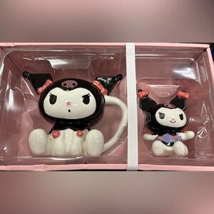 Hello kitty mug and figure